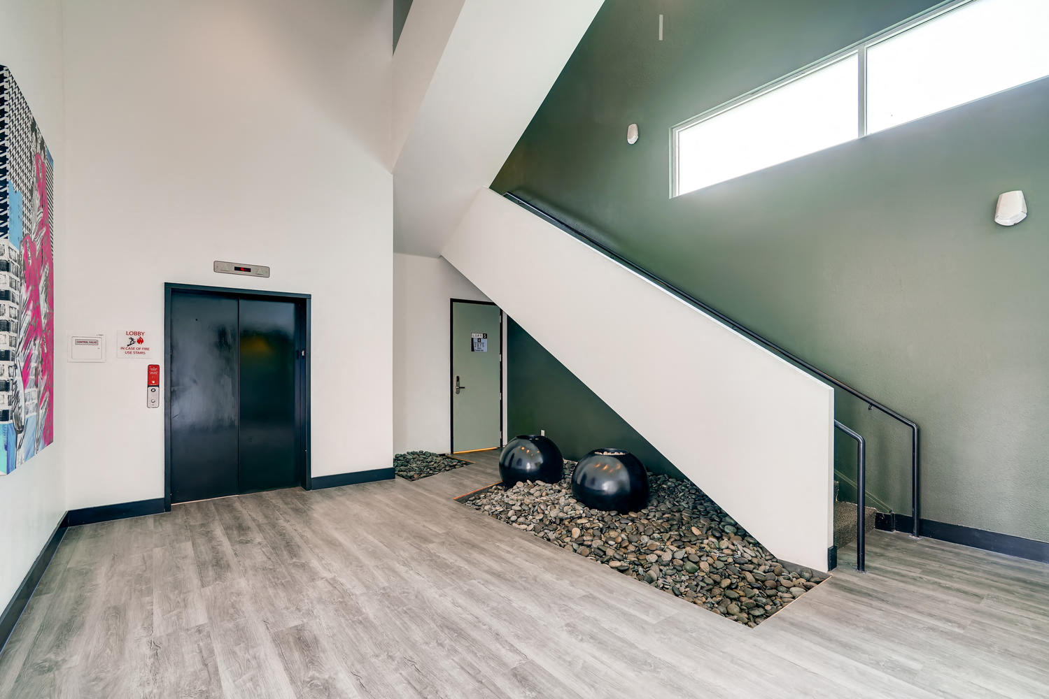 Gallery Photo 10